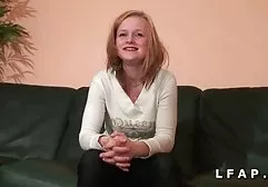دوم مقعد تجربه و دختر عکسکیر وکوس بچه, گربه
